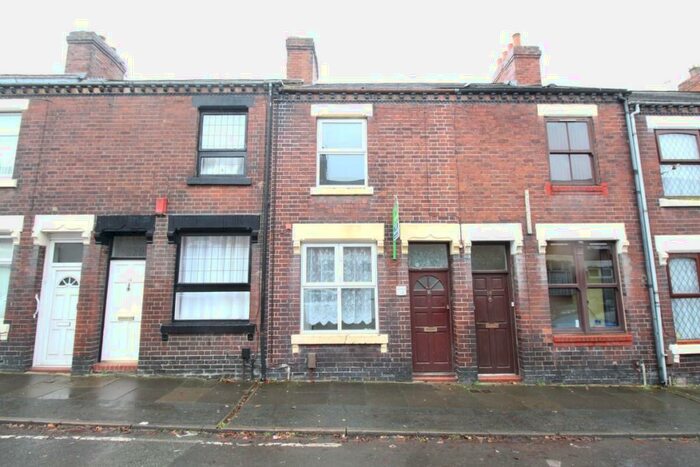 3 Bedroom Terraced House To Rent In Nash Peake Street, Tunstall, Stoke-On-Trent, ST6