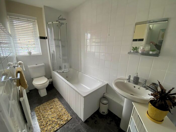 2 Bedroom End Of Terrace House To Rent In Braybrook, Sandy, SG19