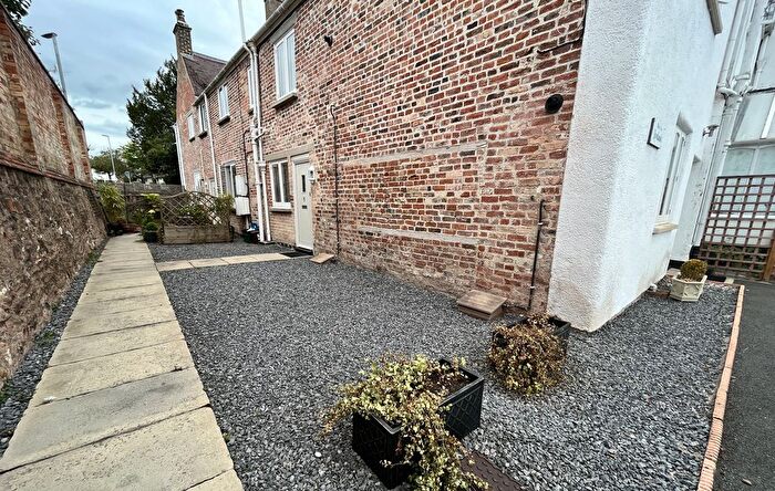 1 Bedroom Flat To Rent In Wilton Close, Taunton, TA1