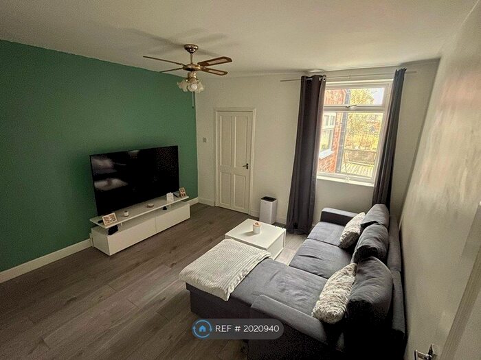 3 Bedroom Terraced House To Rent In Burns Street, Heanor, DE75