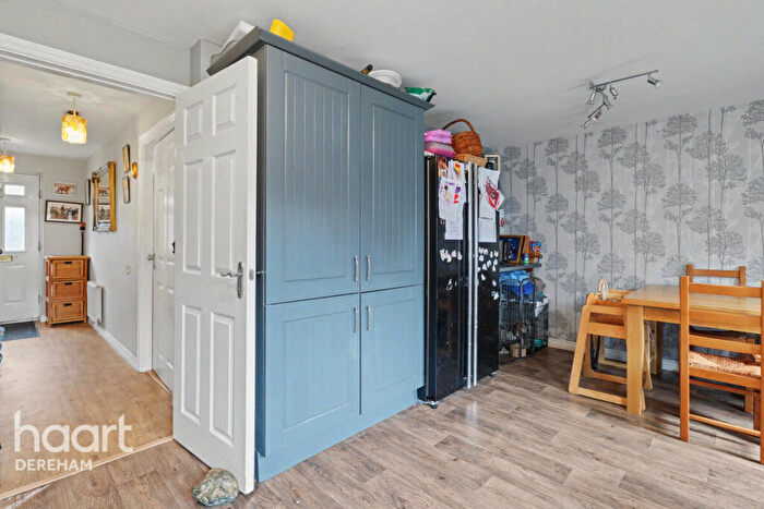 4 Bedroom End Of Terrace House For Sale In Fox Road, Dereham, NR19