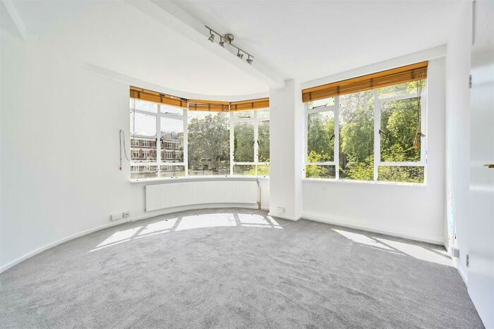 1 Bedroom Apartment To Rent In Florin Court, - Charterhouse Square, London, EC1M