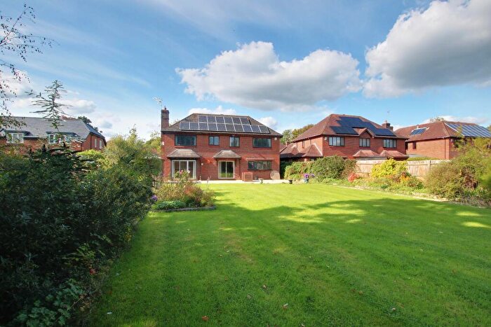 5 Bedroom Detached House For Sale In West Wellow, Romsey, SO51