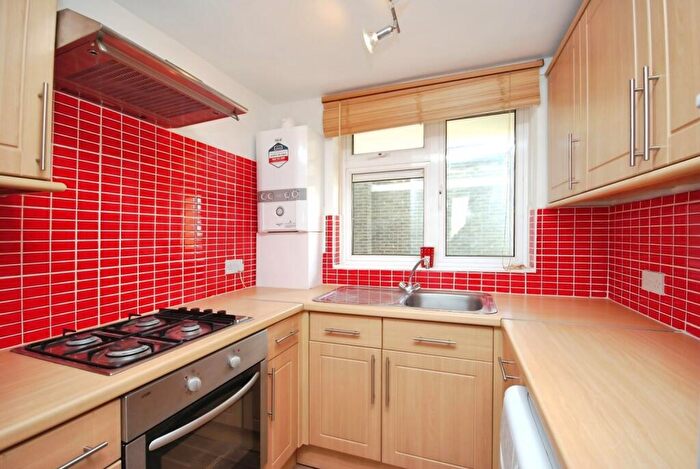1 Bedroom Flat To Rent In Crown Lane Bromley, BR2
