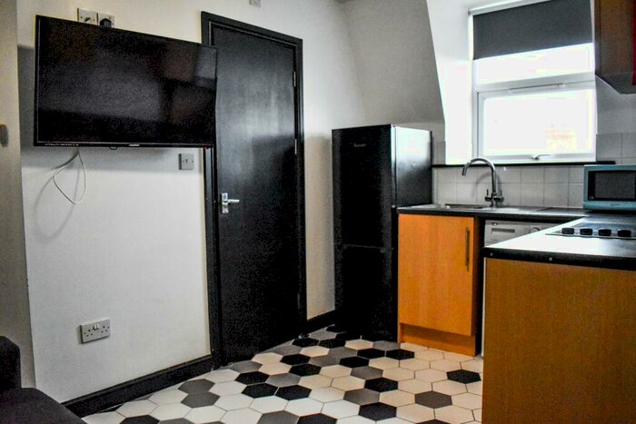 2 Bedroom Flat To Rent In Flat, The Rayner Building - Portland Street, Lincoln, LN5