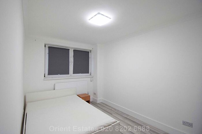 3 Bedroom Flat To Rent In Raglan Street, London, NW5