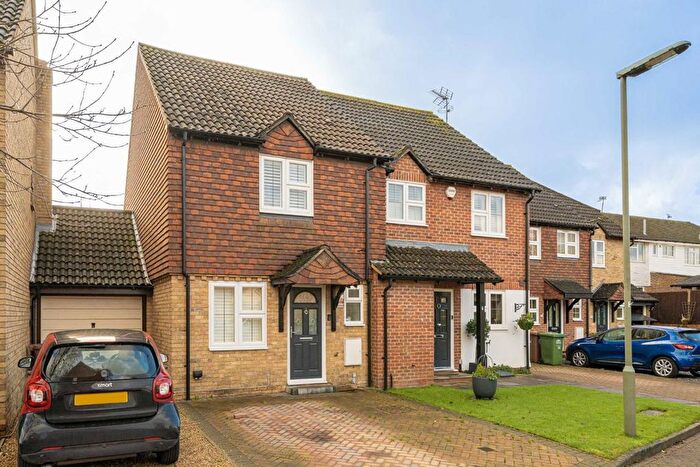 2 Bedroom Semi Detached House For Sale In Wright Gardens, Shepperton, TW17