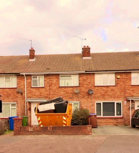 3 Bedroom Terraced House To Rent In Ingleby Road Chadwell St Mary, RM16