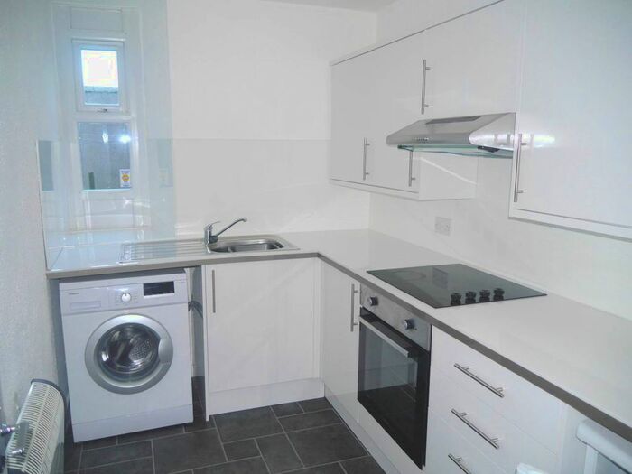 1 Bedroom Flat To Rent In Strathmartine Road, Dundee, DD3