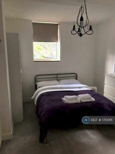 1 Bedroom Flat To Rent In Southwell Road, London, SE5