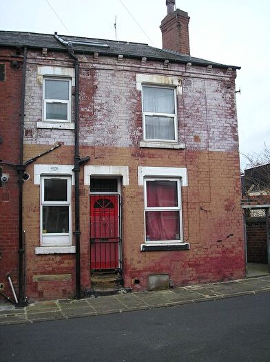 2 Bedroom Terraced House To Rent In Harold Avenue, , Leeds, LS6