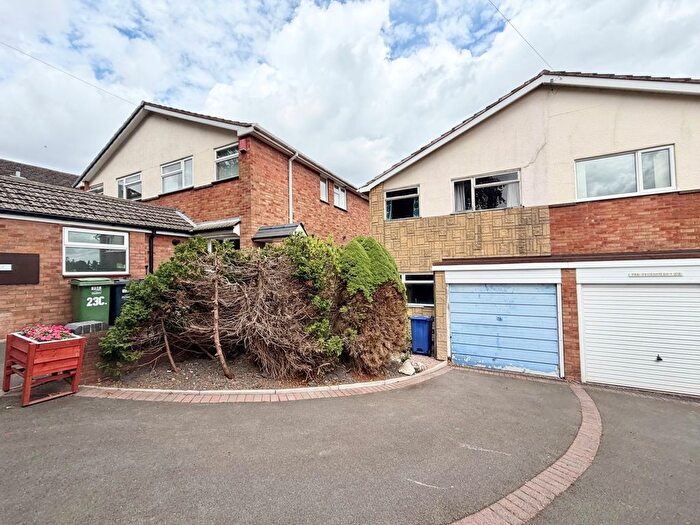 3 Bedroom Semi-Detached House For Sale In Bower Lane, Quarry Bank, Brierley Hill, DY5