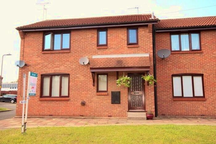 1 Bedroom Flat To Rent In Bainbridge Drive, Selby, YO8