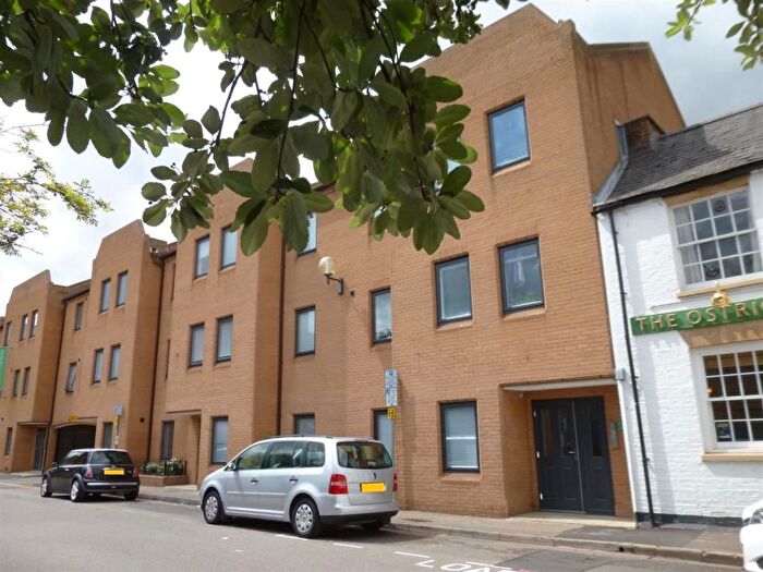 2 Bedroom Flat For Sale In North Street, Peterborough, PE1