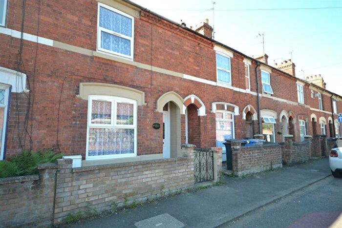 2 Bedroom Terraced House To Rent In Wood Street, Kettering, NN16