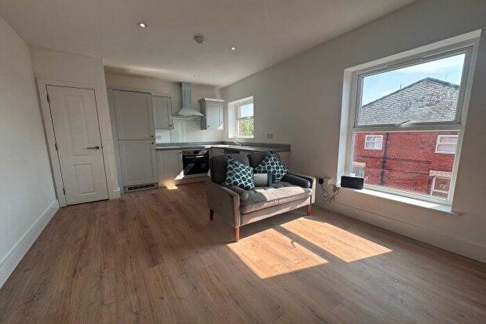 2 Bedroom Flat To Rent In Sandhurst Street, Liverpool, L17