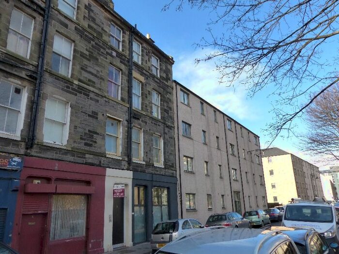 1 Bedroom Flat To Rent In Yardheads, Leith, Edinburgh, EH6