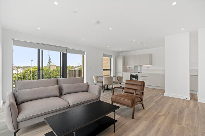 2 Bedroom Apartment To Rent In The Mint, Guildford Guildford, GU1