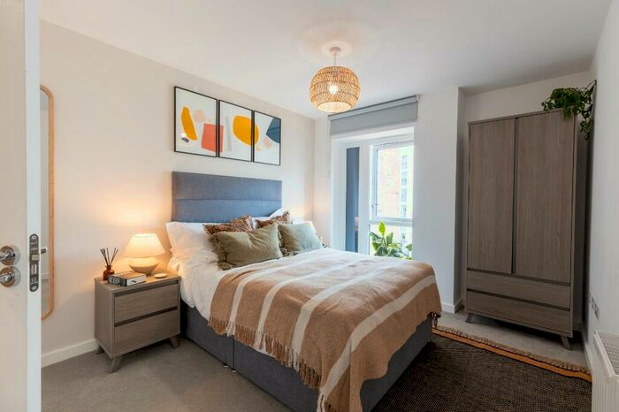 2 Bedroom Flat To Rent In Flat, Sherborne Place, Birmingham, B16