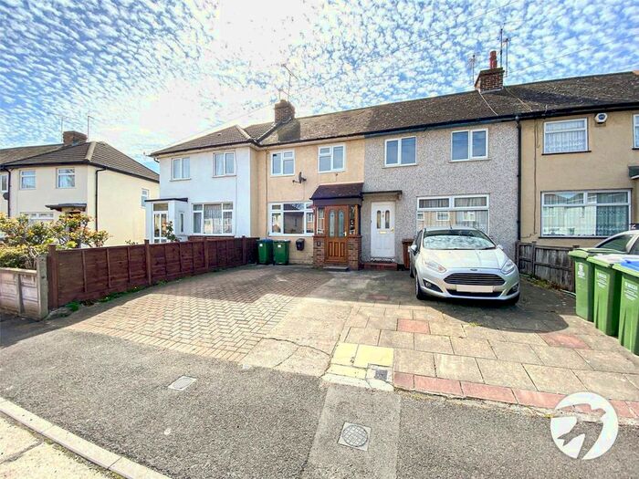 2 Bedroom Terraced House To Rent In Slade Gardens, Erith DA8