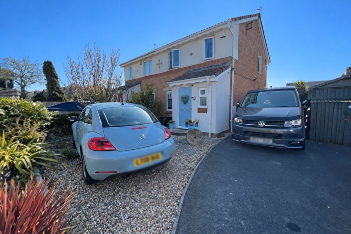 3 Bedroom Semi Detached House For Sale In Tower Close, Thornton, FY5