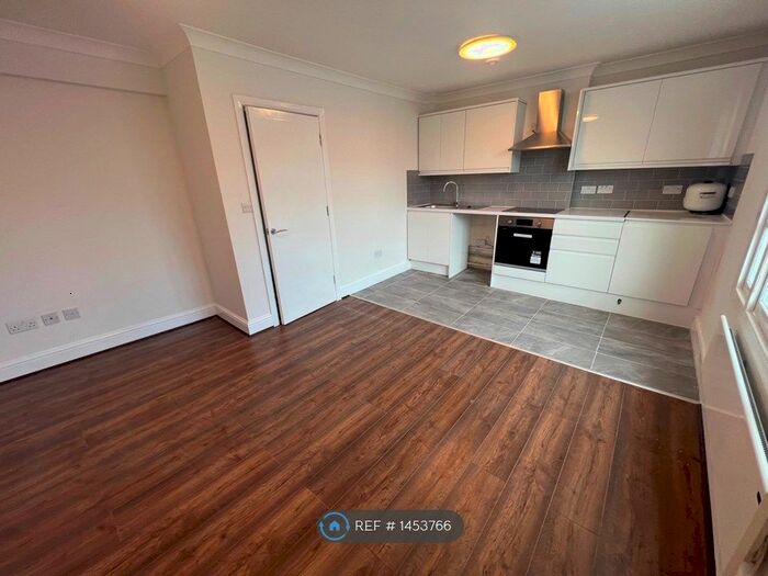 1 Bedroom Flat To Rent In Caledonian Road, London, N1