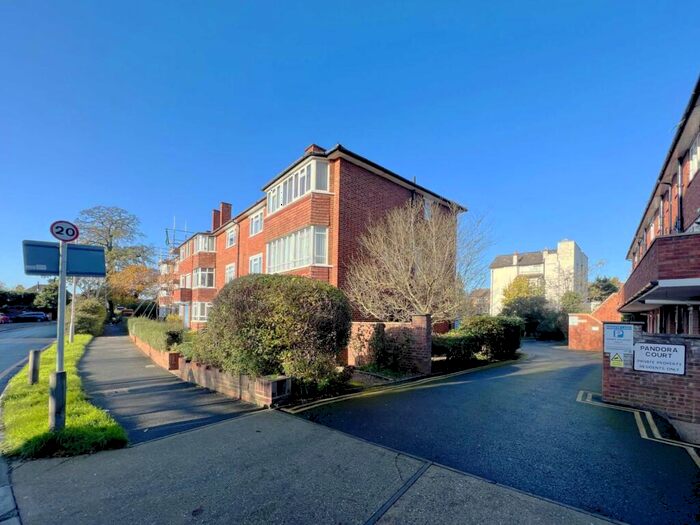 2 Bedroom Flat To Rent In Pandora Court, Surbiton, KT6