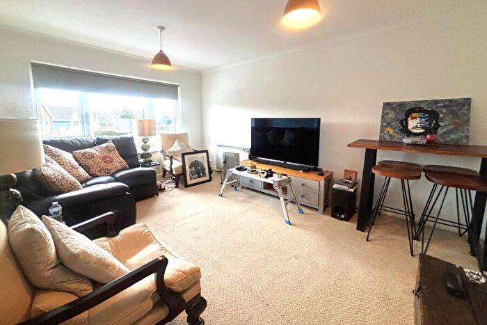 2 Bedroom Apartment To Rent In Woking, Surrey, GU24