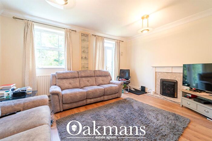 3 Bedroom Terraced House For Sale In Courtlands Close, Birmingham, West Midlands, B5