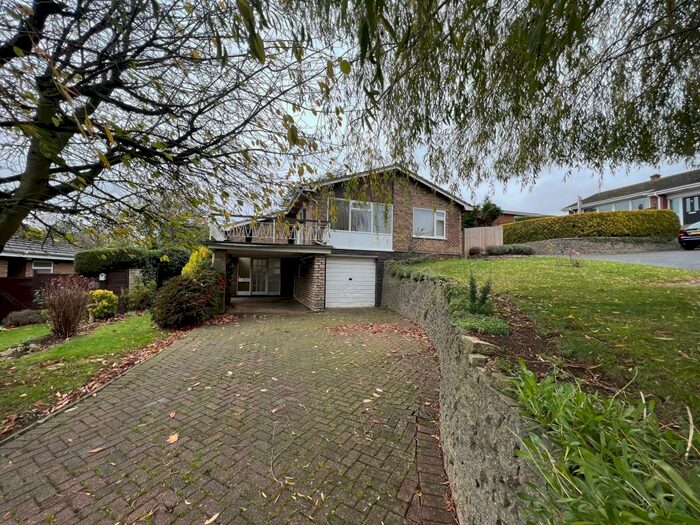 3 Bedroom House To Rent In Lancaster Gardens, Grantham, NG31