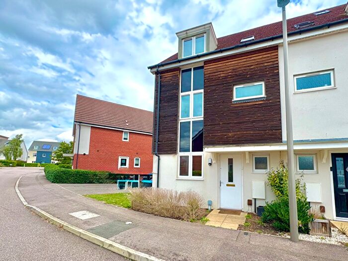 4 Bedroom Property To Rent In Corfe Meadows, Broughton, Milton Keynes, MK10