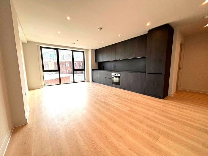 2 Bedroom Flat To Rent In Dutton Street, Manchester, M3