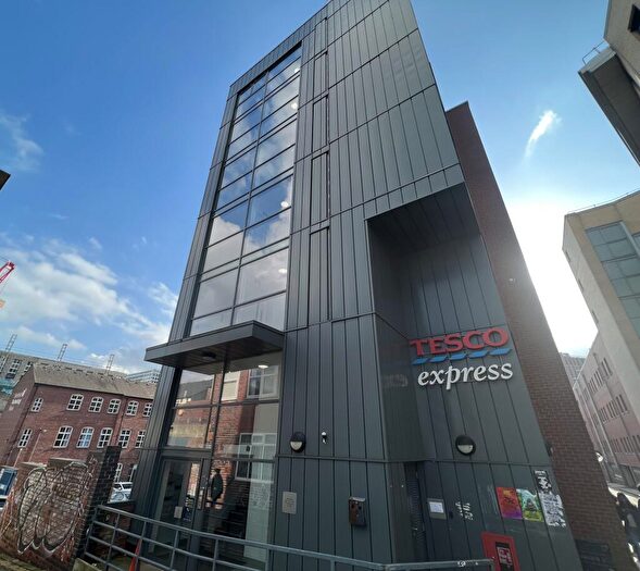 1 Bedroom Apartment For Sale In , Pearl Works, Howard Lane, Sheffield, South Yorkshire, S1