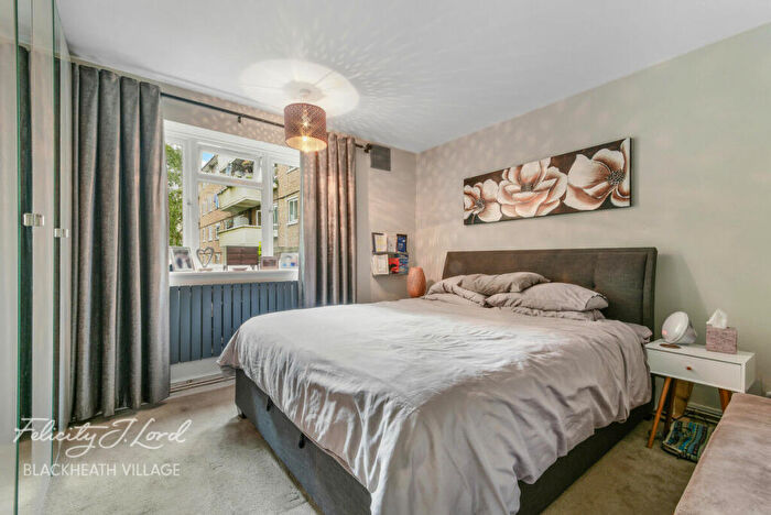 2 Bedroom Apartment For Sale In Baizdon Road, London, SE3