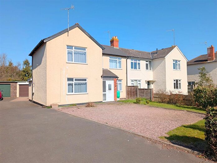 3 Bedroom Semi-Detached House For Sale In Welland Road, Upton-Upon-Severn, Worcester, WR8