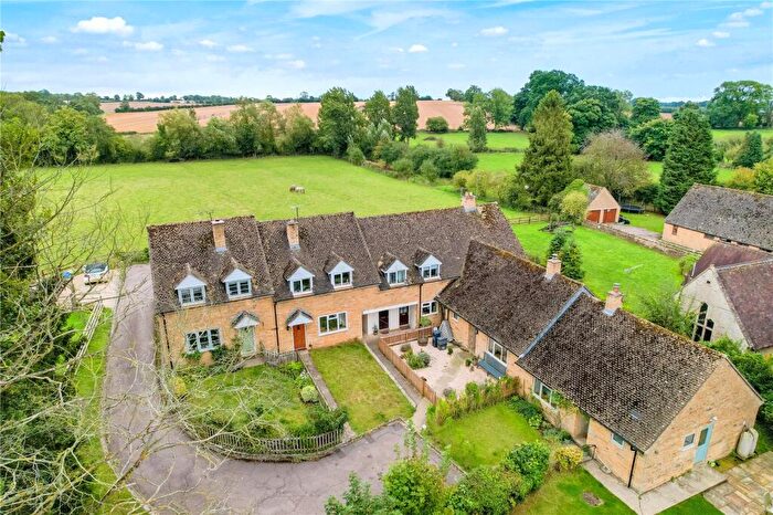 3 Bedroom Apartment For Sale In Pound Bank, Ledwell Road, Sandford St Martin, OX7