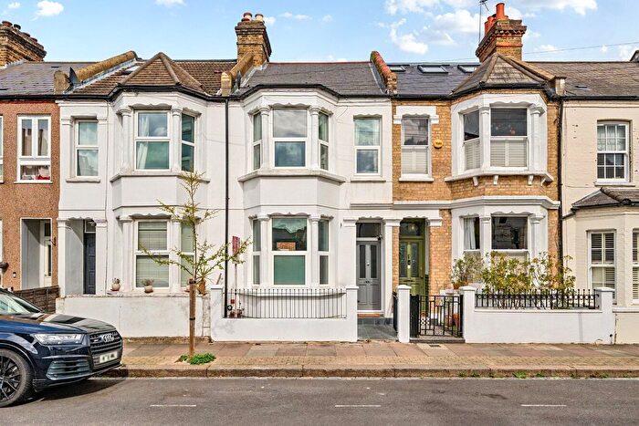 3 Bedroom Terraced House For Sale In Avening Road, Southfields, London, SW18