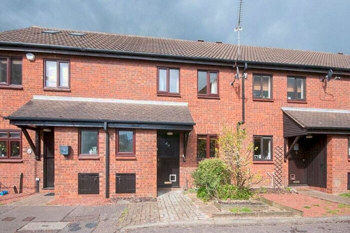 2 Bedroom Property To Rent In Wellington Place, Warley, Brentwood, CM14