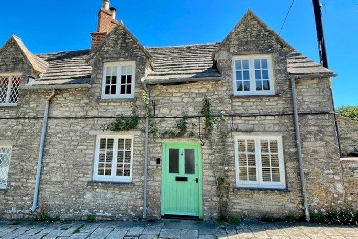 3 Bedroom Cottage To Rent In South Street, Wareham, BH20