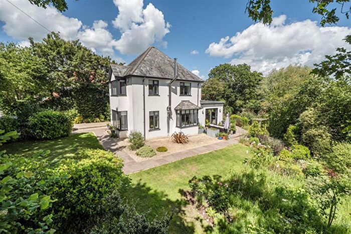 3 Bedroom Detached House For Sale In Coly Road, Colyton, EX24
