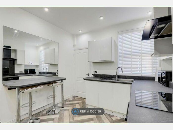 3 Bedroom Terraced House To Rent In Derwent Terrace, Sherwood, Nottingham, NG5