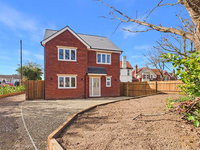 4 Bedroom Detached House For Sale In Parton Road, Churchdown, Gloucester, GL3