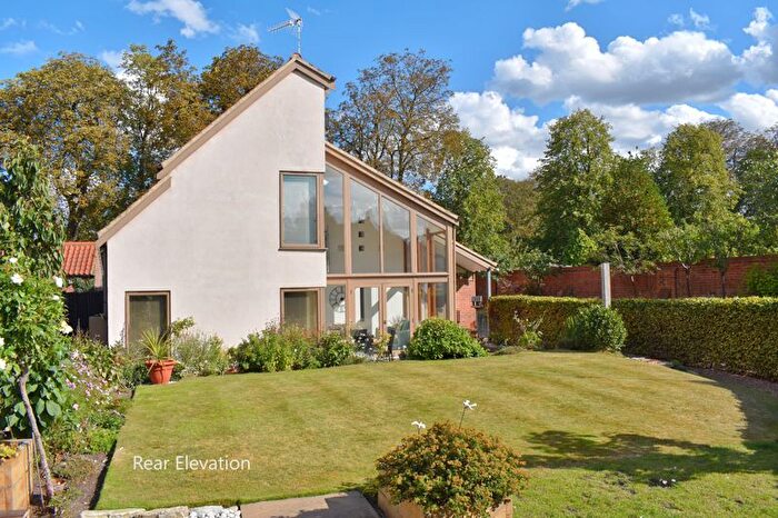 3 Bedroom Detached House For Sale In Swinderby Road, Collingham, NG23