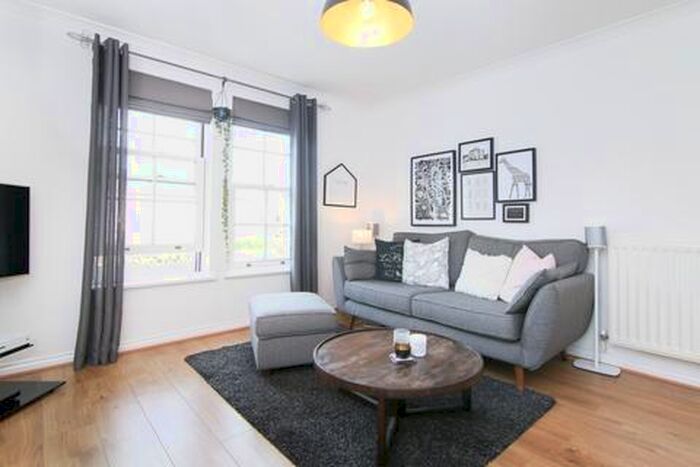 1 Bedroom Flat To Rent In Woburn Place, London, WC1H