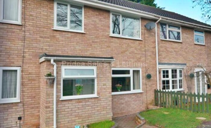 3 Bedroom Terraced House To Rent In Glenarm Crescent, Lincoln, LN5