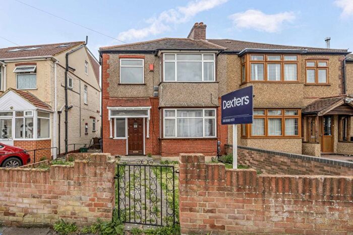 4 Bedroom Semi Detached House To Rent In Bulstrode Road, Hounslow, TW3
