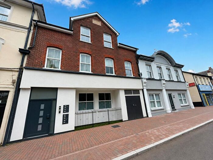 1 Bedroom Apartment To Rent In Lynchford Road, Farnborough, Hampshire, GU14