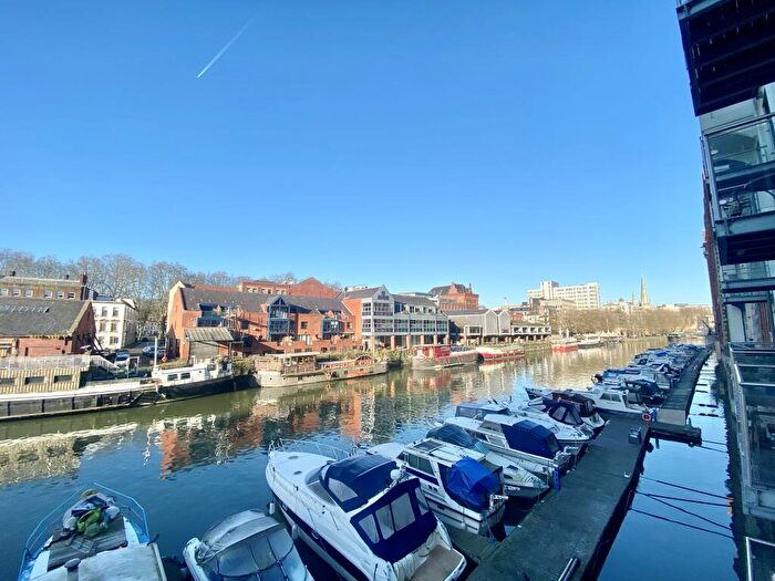 2 Bedroom Apartment To Rent In City Centre, Huller And Cheese, BS1