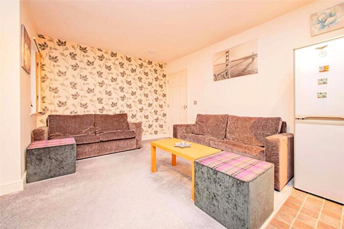2 Bedroom Apartment To Rent In Stocks Court, Harriet Street, M28