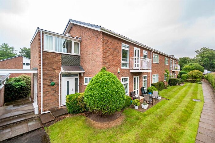 2 Bedroom Apartment For Sale In Hurst Lea Court, Alderley Edge, SK9